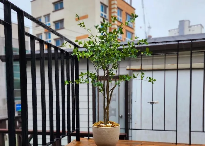 House Andante Gwangalli Апартаменты Пусан